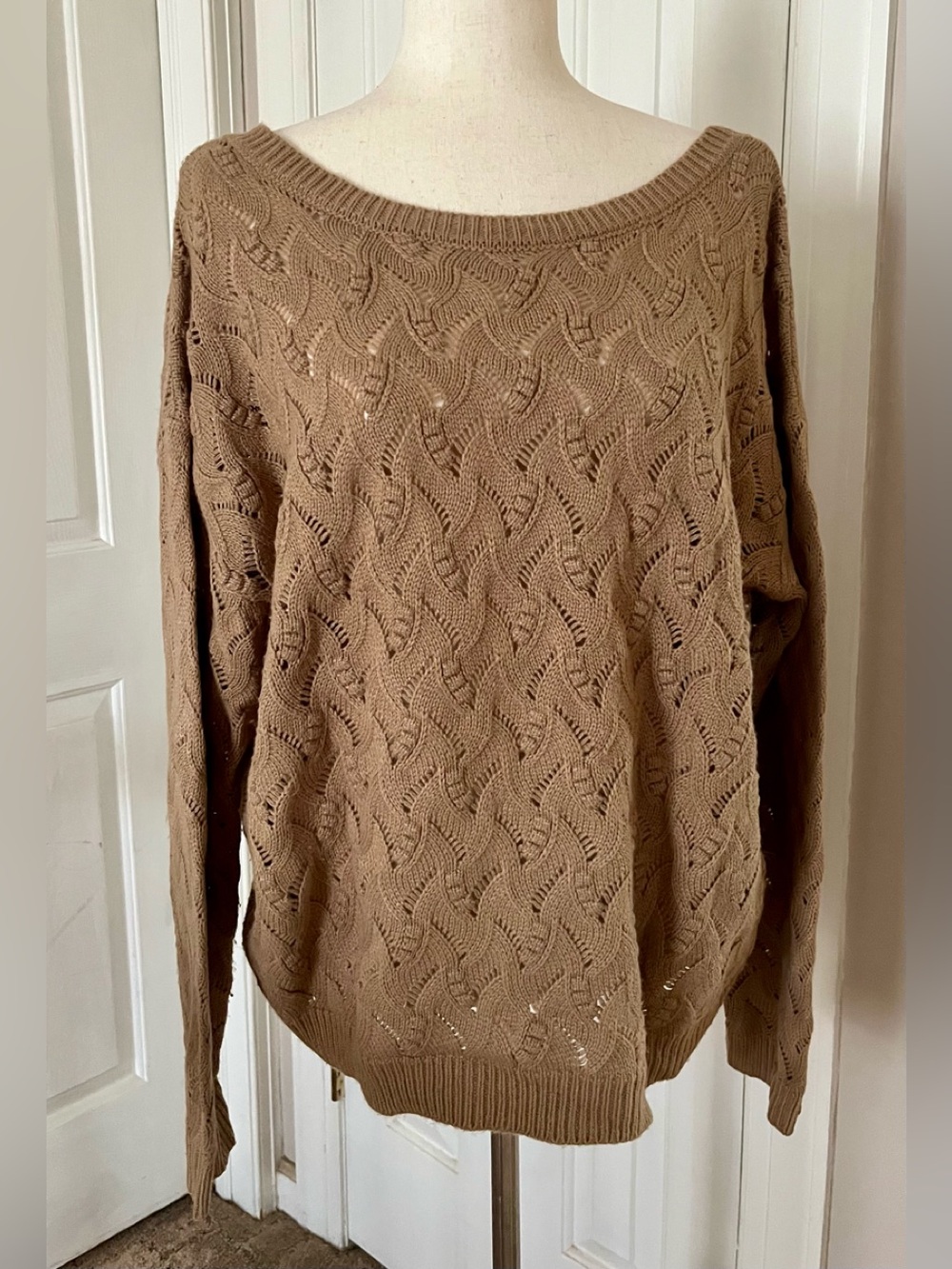 ANDREE BY UNIT Taupe Open-Knit Off-the-Shoulder Sweater